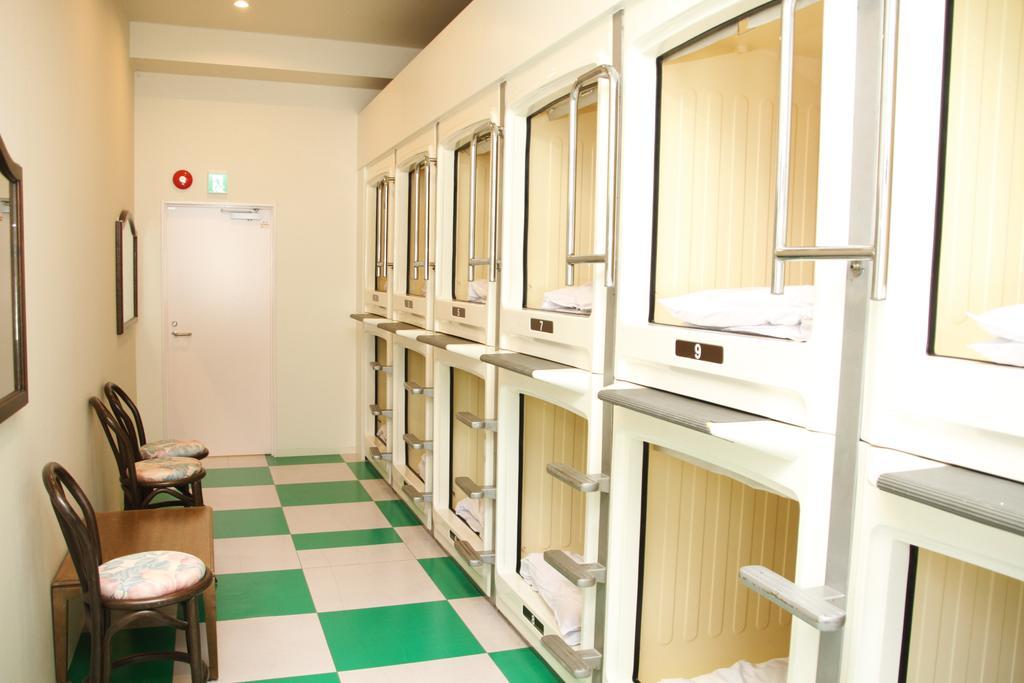 Capsule Inn Fujisan Фудзі-Каваґутіко Екстер'єр фото