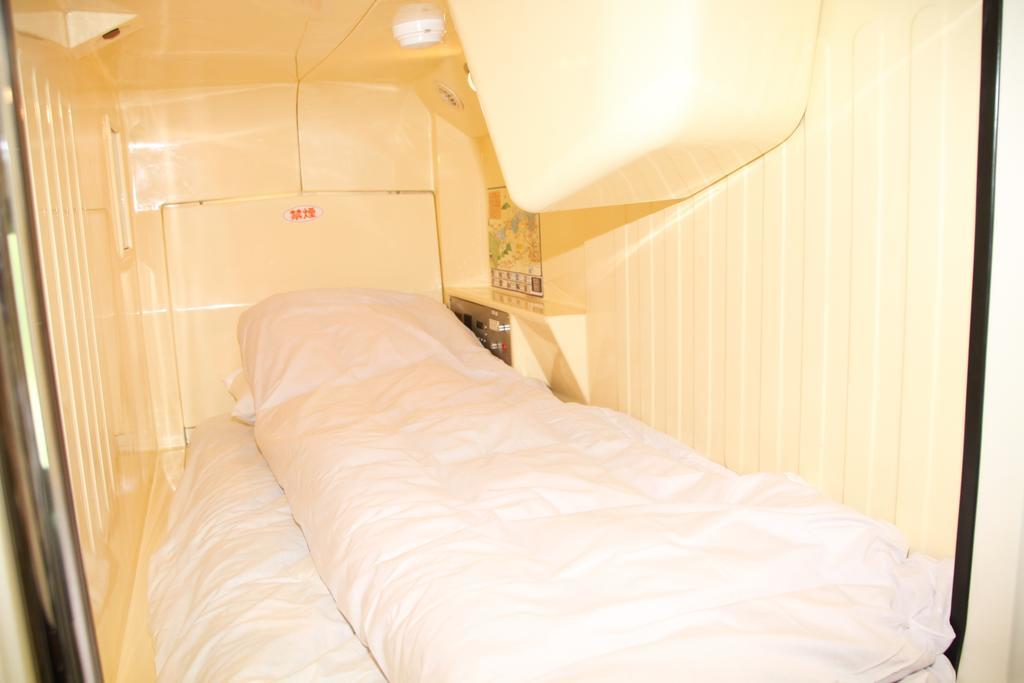 Capsule Inn Fujisan Фудзі-Каваґутіко Екстер'єр фото
